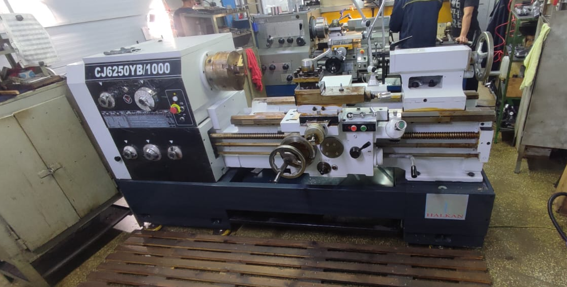 Станок HALKAN CJ6250YB РМЦ 1000 Станок HALKAN CJ6250YB РМЦ 1000